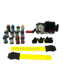 美品 バンダイ 仮面ライダービルド おもちゃ なりきりアイテム DXビルドドライバー＆フルボトルホルダーセット 他