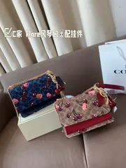 COACH クレア ファンゴンバッグ 2024早春限定 ? 21×15cm [本日特価|新品未使用品]
