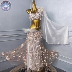 高級ベリーダンス衣装 豪華スパンコール 白 セットアップ - メルカリ