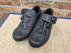 ■ ほぼ未使用!! SHIMANO SHRC701M L01S SPD-SL EUsize:41 JPsize:25.8 シマノ ビンディングシューズ ロード 同梱発送承中!! T-1028