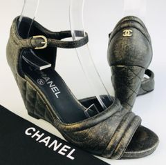 CHANEL ゴールド ビジュー サンダル サイズ表記「35 1/2C」23cm - メルカリ