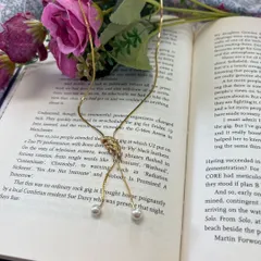 AVON ループネックレス　２連パールビジューロングネックレス　ヴィンテージ