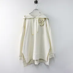 大きいサイズ ローズティアラ Rose Tiara フラワーモチーフ付きオーバーサイズパーカー 42 アイボリー/トップス【2400014418088】のサムネイル