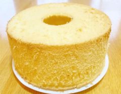 シフォンケーキ　20センチ　国産小麦と米粉