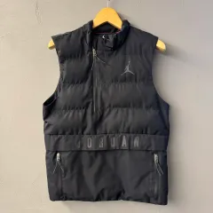 【美品※最終値下げ！】Nike ブラック ダウンベスト NIKE ナイキ ダウンベスト - メルカリ