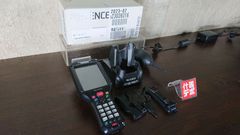 中古 什器 中古什器 ハンディターミナル BT-W300 キーエンス KEYENCE 什器 レジ POS ドロア カウンター 1  什器デポ ハンディ pc ディスプレイ テラオカ teraoka 充電器 本体 バッテリー ディスプレイ フック TEC 東芝