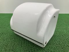 ベンリィ50 ベンリィ110 フロントボックス 白 社外 バイク 部品 FRP 15-21年 修復素材やカスタム素材に 希少品 品薄 【中古】 71 ベンリィ50 ベンリィ110 フロントボックス 白 社外 バイク 部品 FRP 15