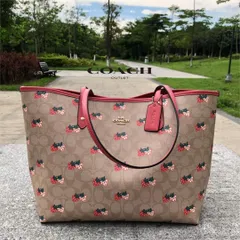 2025年最新】coach イチゴの人気アイテム - メルカリ