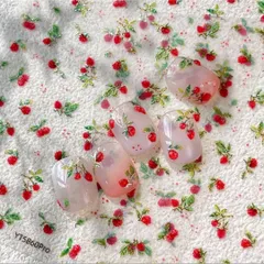 ネイルシール　木苺　赤　可愛い ラズベリー　クリスマス　冬可愛い　人気　ポイント