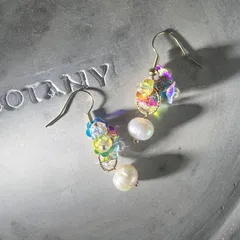 春につけたいお花のピアス