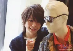 【中古】生写真(ジャニーズ) Hey! Say! JUMP/有岡大貴/横型・バストアップ・衣装黒・右手指差し・マネキン・サングラス・枠無し/Hey! Say! JUMP 全国へJUMPツアー2013