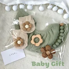 出産祝い 出産ギフト ベビーギフト ギフトセット プレザント ウェルカムベビー スタイ くつした ベビーソックス おしゃぶりチェーン おしゃぶりホルダー 歯固め ギフトラッピング済み お花 フラワー グリーン 送料無料 匿名配送