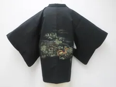 【一輝堂】【着物】黒羽織　絵羽柄　風景に建屋文　羽織紐付き　身丈約79.5cm　裄丈約62.5cm　25z05-2450