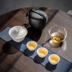 旅行茶具（蓋碗＋茶杯＋公道杯＋茶巾＋黒ケース）