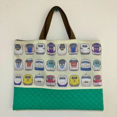 ハンドメイド　新幹線柄レッスンバッグ　レッスンバッグ　絵本バッグ　新幹線　乗り物　男の子　入園グッズ　通園通学