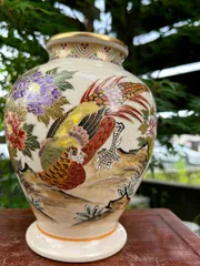 【販売再開】薩摩焼　色薩摩　薩陶山造　金襴色絵　花の図　花瓶　共箱 薩摩