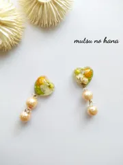 揺れるハートフラワーピアス・イヤリング