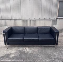 🛋️🇨🇭ル・コルビュジエ　リプロダクト　LC2 3P　三人掛け　3人用ソファ　ブラック　黒　家具【座り心地◎】【店舗まで引き取り限定価格】【配達の場合ご相談ください】