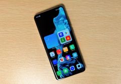 MEIZU 18 6.2インチ 2K AMOLED 168g VoLTE