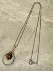 【アクセサリー】ヴィンテージ　アクセサリー　キャッツアイ　ネックレス　茶色/シルバー