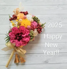 ❇️ ハンドメイド ❇️お正月 正月飾り 熊手 熊手飾り しめ飾り しめ縄飾り しめ縄リース 玄関飾り 玄関リース 壁飾り 縁起物 南天 金運 2025 新年 初春 ギフト プレゼント ピンク イエロー ゴールド 匿名配送 送料無料 即日発送