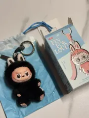 2025年最新】popmart labubuの人気アイテム - メルカリ