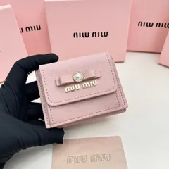 2024年最新】miumiu 財布 パールの人気アイテム - メルカリ