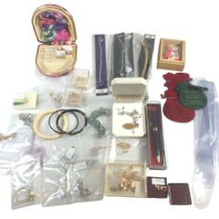 沖縄本サンゴ オパール トルコ石 など アクセサリー 大量 まとめ セット ほぼ未使用   ネックレス まとめ  F4