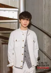 【中古】生写真(ジャニーズ) Kis-My-Ft2/玉森裕太/膝上・衣装白.グレー・両手ポケット・階段/「Kis-My-Ft2 LIVE TOUR 2018 YOU＆ME Extra Yummy!!」オリジナルフォト