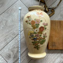 #薩摩焼 #色絵草花図 #花瓶 #花器 #花入 #飾壷 #置物 #金彩 #献上 薩摩焼 #色絵草花図 #花瓶 #花器 #花入 #飾壷 #置物 #金彩 #献上