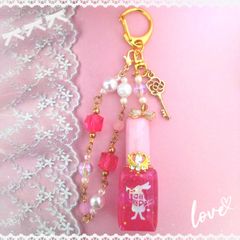 ☆立体リップスティックのキーホルダー、バッグチャーム☆　〜ピンク〜