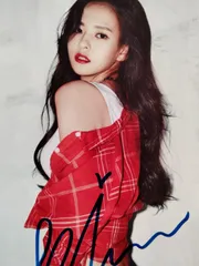 キム・ユネ直筆サイン入り2Lサイズ写真…Kim Yoon-Hye