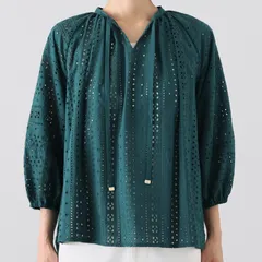 ルクオーレ コットン１００％ 総アイレットレース ブラウス 八分袖 　SFLUCT135　ブラック　オフホワイト