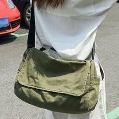 【ラスト２点】ニュースペーパーバッグ　メッセンジャー　古着　軍　ミリタリーカーキ