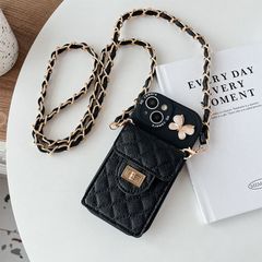 ☆在庫限り⭐︎iPhone用　斜め掛けショルダー カードポケット付き　携帯ケース　ブラック　蝶　レザー風斜めショルダーチェーン　韓国