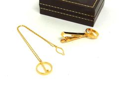 Item thumbnail for item 4d0739a7-ccfe-456a-a322-a60f80b98090