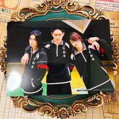 生写真(男性)/俳優 GAKU(橘桔平)・毎熊宏介(神尾アキラ)・土屋直武(伊武深司)/横型・キャラクターショット・2L/Blu-ray・DVD「ミュージカル『テニスの王子様』4thシーズン 青学vs聖ルドルフ・山吹」アニメイト特典オリジナル