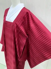 ≪花ラブリ≫AK239R☆大特価！！☆　道行衿　赤系　3尺4寸5分　M～Lサイズ　リユース　リサイクル　雨コート　絹？　撥水？　正絹？　縦縞　和装着物　和装レインコート　着物コート　和装コート　きものコート