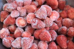 【急速冷凍いちご】あまおう1kg　収穫後即日冷凍　加工にオススメ♪