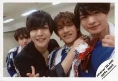 【中古】生写真(ジャニーズ) ジャニーズJr./岩崎大昇・中村嶺亜・藤井直樹・那須雄登/横型・バストアップ・衣装白・黒・青・中村抱きつき・那須左手グー/Johnnys’ ISLAND セルフィー 2020/公式生写真