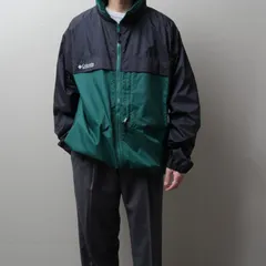 1990's Columbia Packable Nylon Jacket 