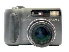 SONY DSC-S85 DIGITAL STILL CAMERA 2/7-21 ソニー デジタルカメラ 4.1 MEGA PIXELS カメラ 撮影機器 動作品 現状品