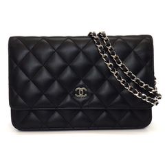 シャネル CHANEL ショルダーバッグ クラシック チェーンウォレット AP4241 ブラック ボルドー ラムスキン シルバー金具 【中古】のサムネイル