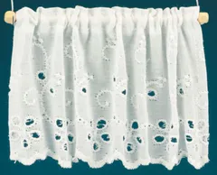 ミニチュア 【米国製】【バーバラさんのカーテン】　刺繍風カフェカーテン　BB50702 ドールハウス用