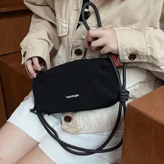 新品未使用　topologie トポロジー　ボトルサコッシュ ーストラップ 付き ブラック うすみどりいろ
