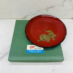 E壁 伝統美 金彩松竹梅 朱塗り漆器盃 木製共箱付き 昭和レトロ お祝い