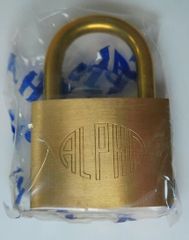 格安 ALPHA CYLINDER PAD-LOCK アルファ シリンダーパッドロック 型番：NO.1000-45 m/m 真鍮製南京錠 鍵 ロック 20250716 j 202 0713