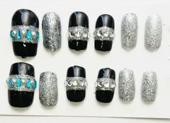 ブラック✨シルバー✨シンプルツートン✨★ネイルチップ★ジェルネイル★付け爪★
