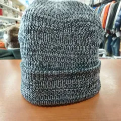 ニット帽 　新品　未使用品　【灰＆黒混色】
