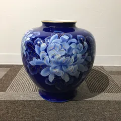 深川製磁 花瓶 金彩流水遊双鯉図 遊鯉文 宮内庁御用達 細密絵付 飾り壺 Yahoo!オークション -「宮内庁御用達 深川製磁 花瓶」の落札相場